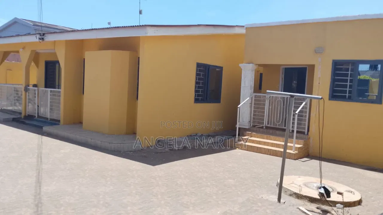 3bdrm House in Spintex, Accra Metropolitan for sale