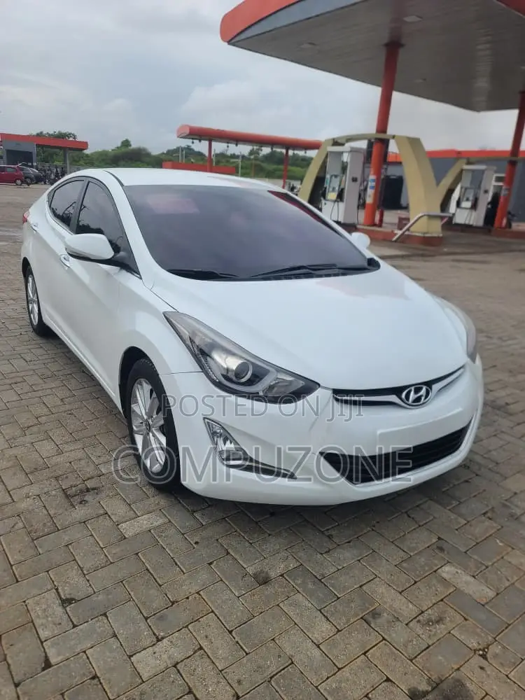 Hyundai Avante 2015 White