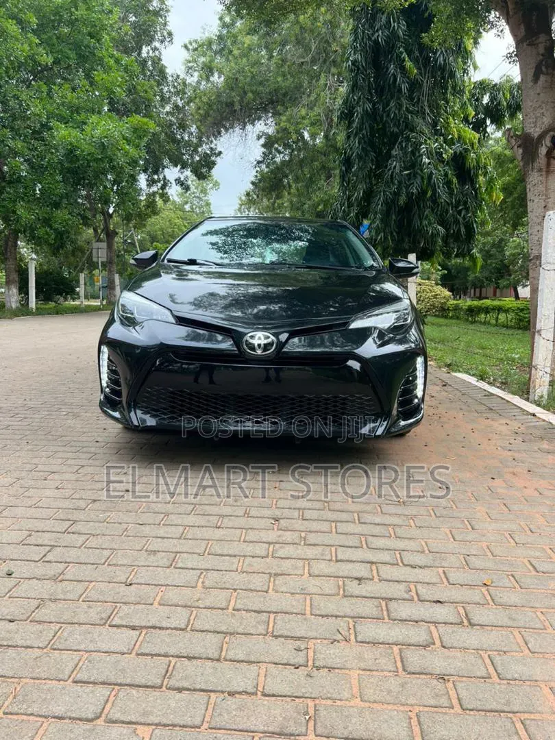 Toyota Corolla 2019 Black