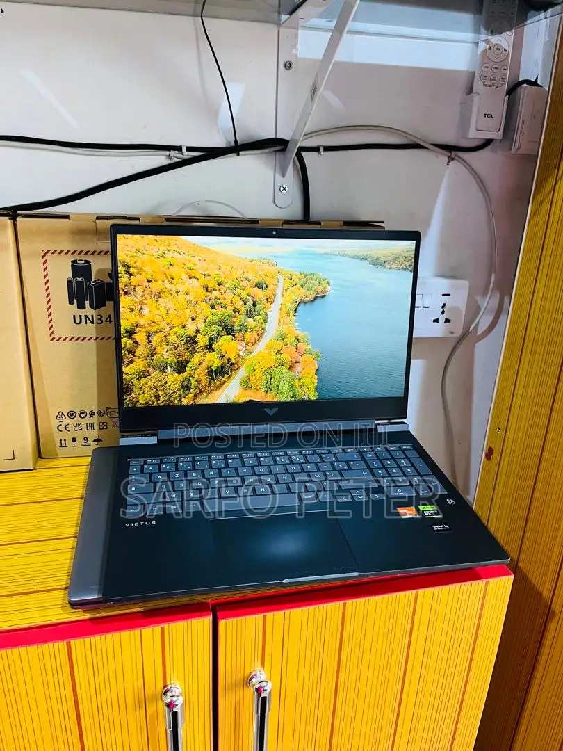 Laptop HP Victus 16 16GB AMD Ryzen 7 SSD 512GB