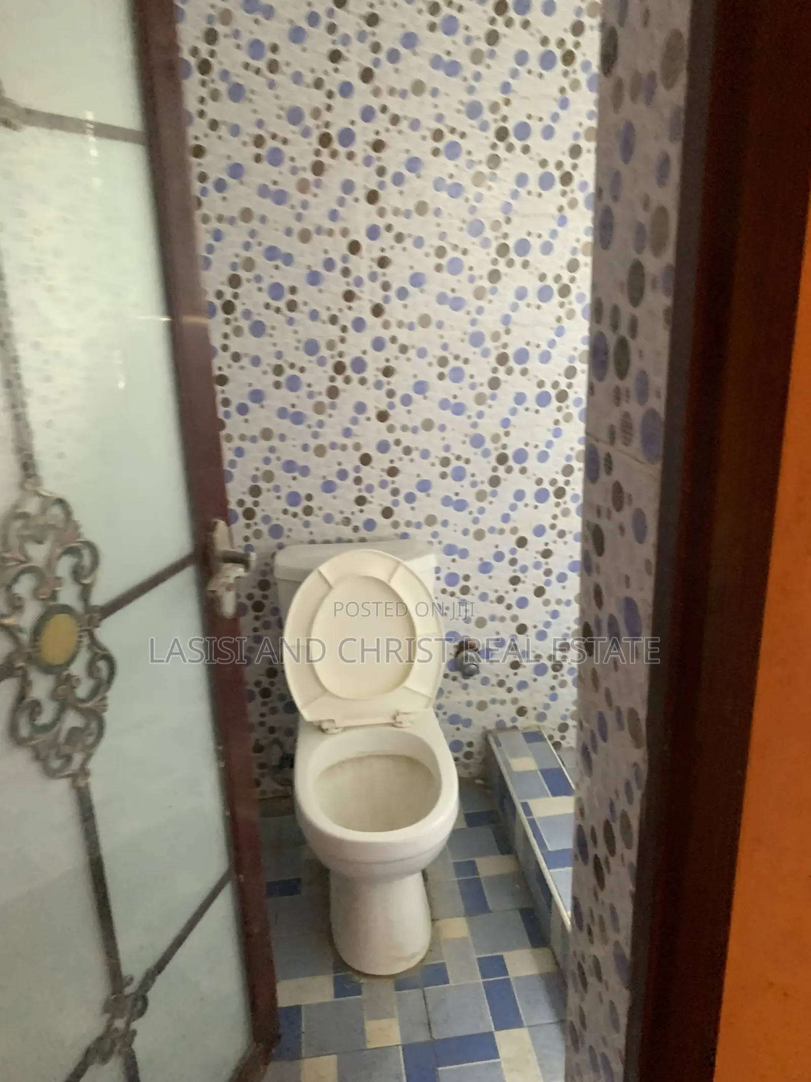 2bdrm Apartment in Lasisi And Christ, Amasaman for rent