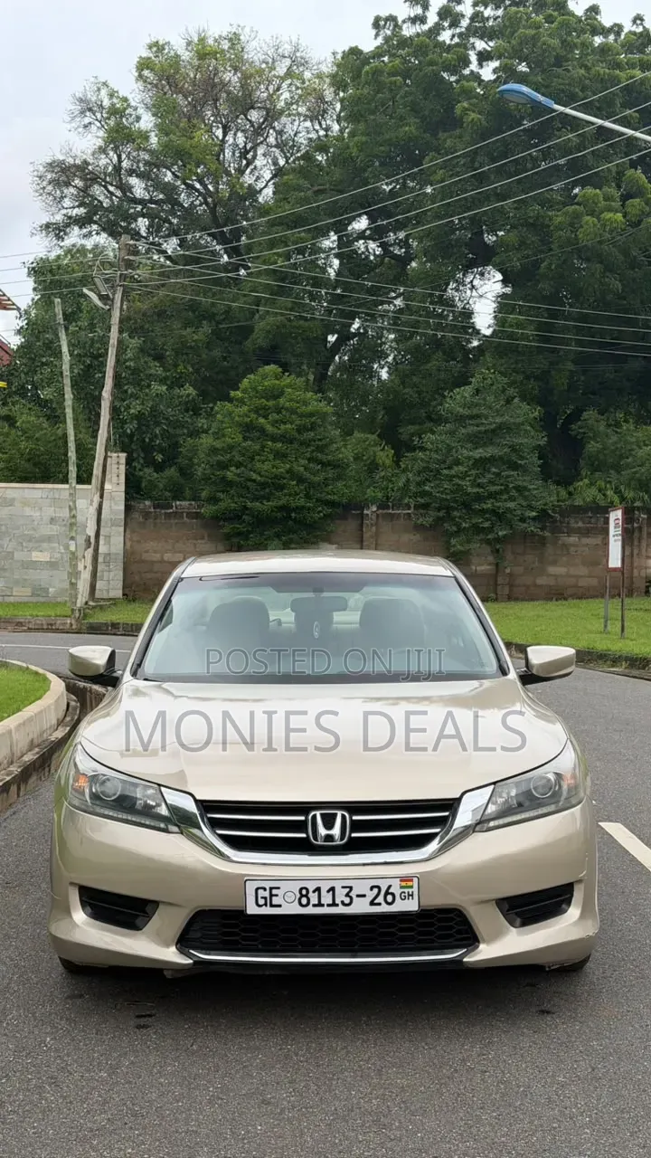 Honda Accord LX 4dr Sedan (2.4L 4cyl 6M) 2014 Off white