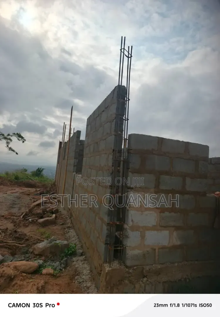 5bdrm House in Jesus Christ, Amasaman for sale