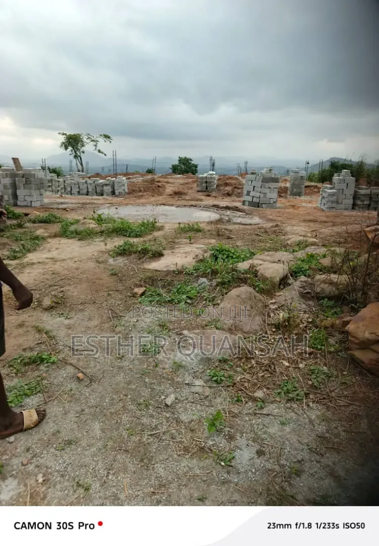 5bdrm House in Jesus Christ, Amasaman for sale