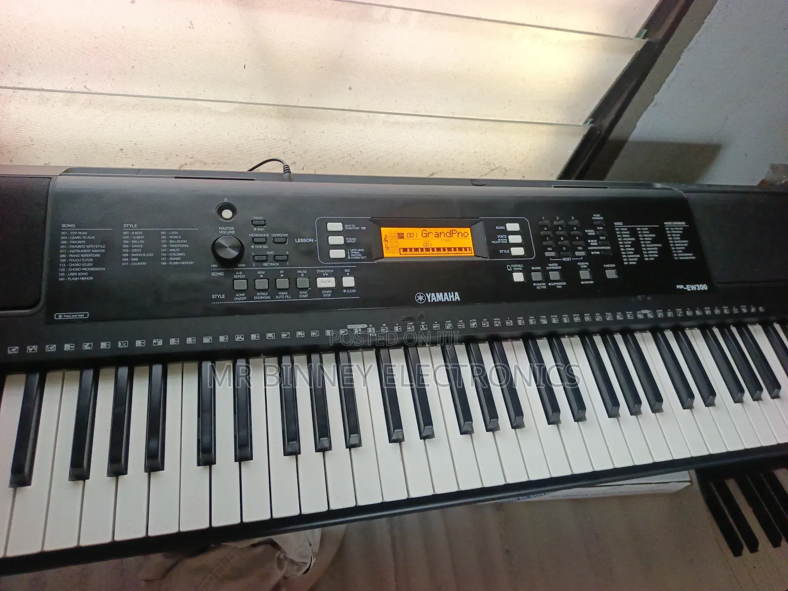 Yamaha Ew300(E363)
