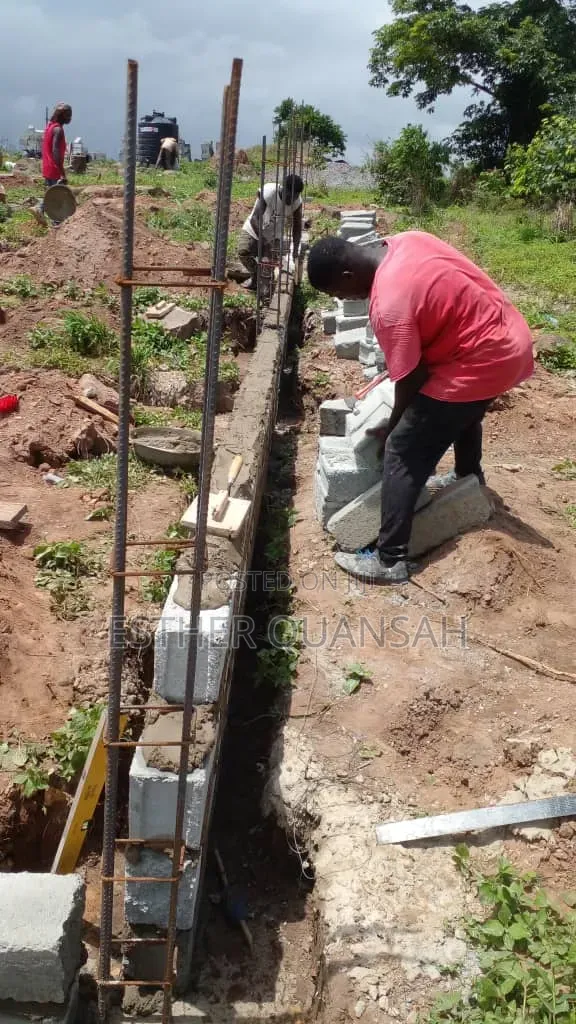 5bdrm House in Jesus Christ, Amasaman for sale