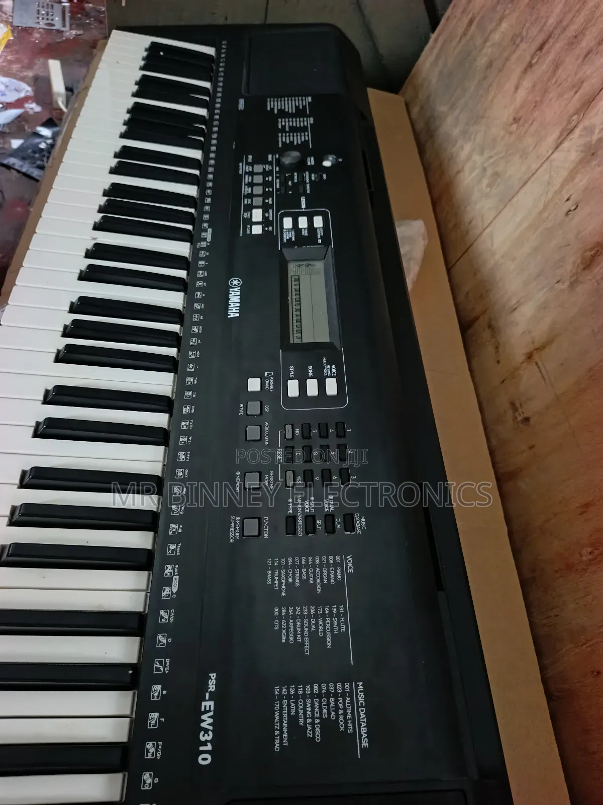 Yamaha Ew300(E363)