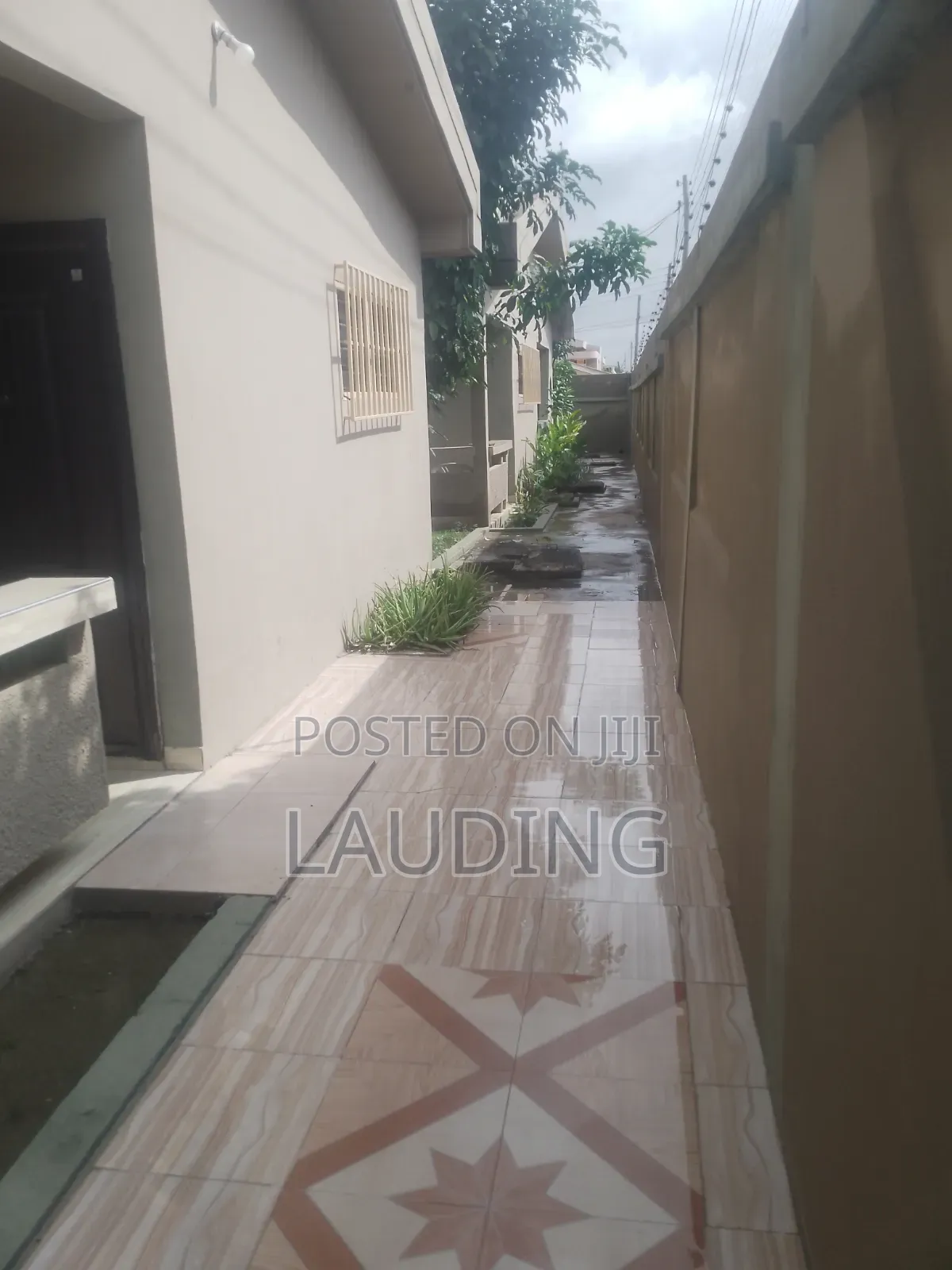 5bdrm House in Baatsona Total for rent