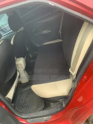 Toyota Yaris 2009 Red