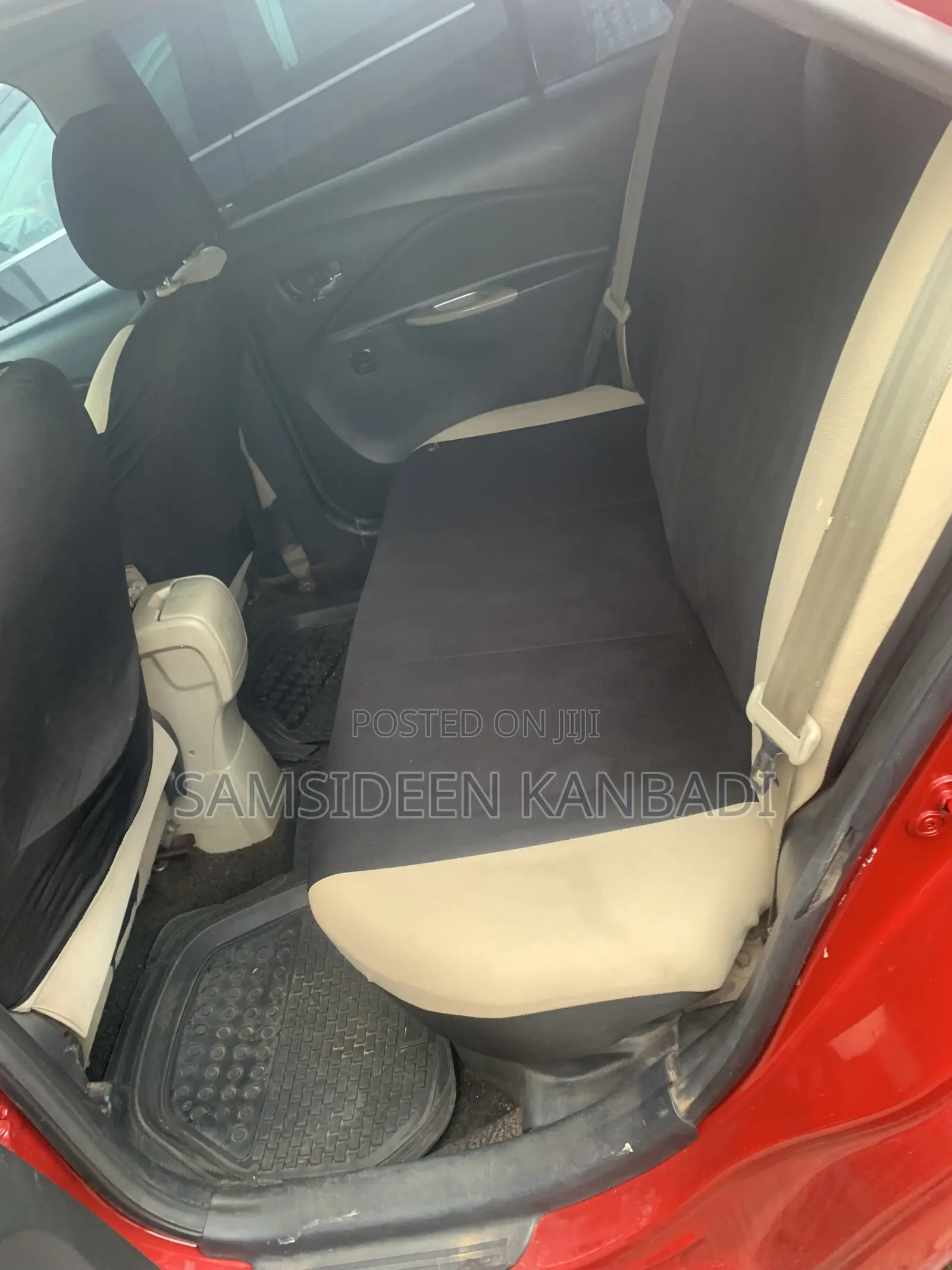 Toyota Yaris 2009 Red