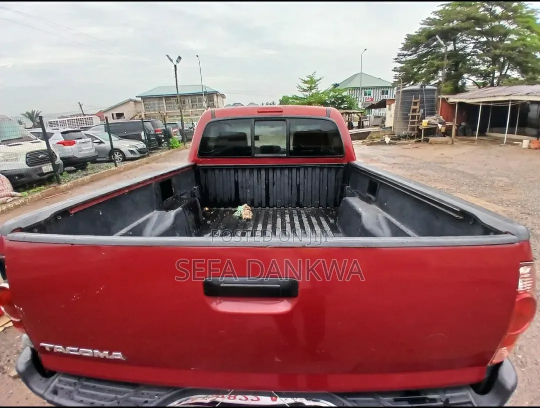 Toyota Tacoma 2007 Red