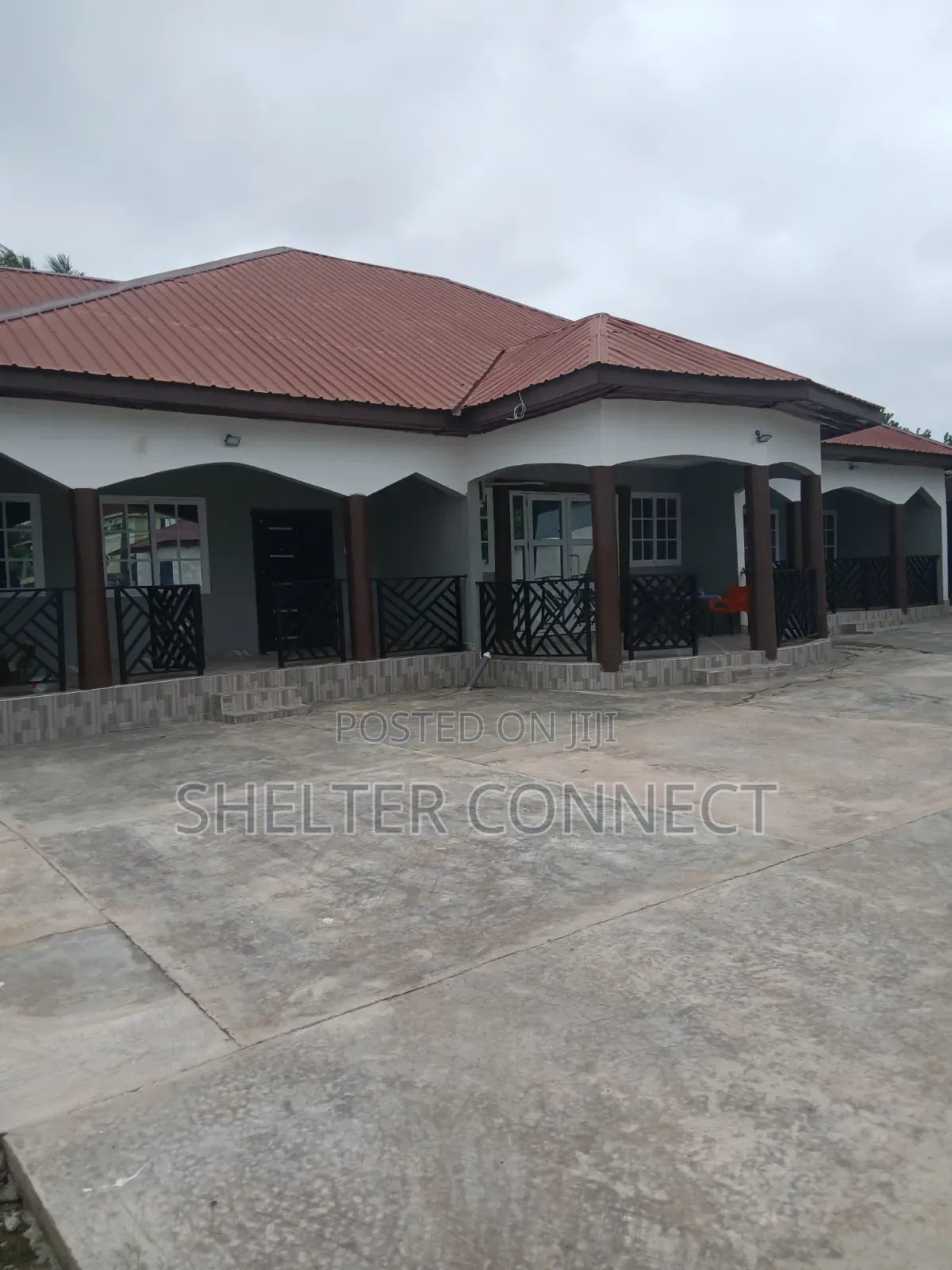 3bdrm Bungalow in Oyarifa, Ghana Flag for rent
