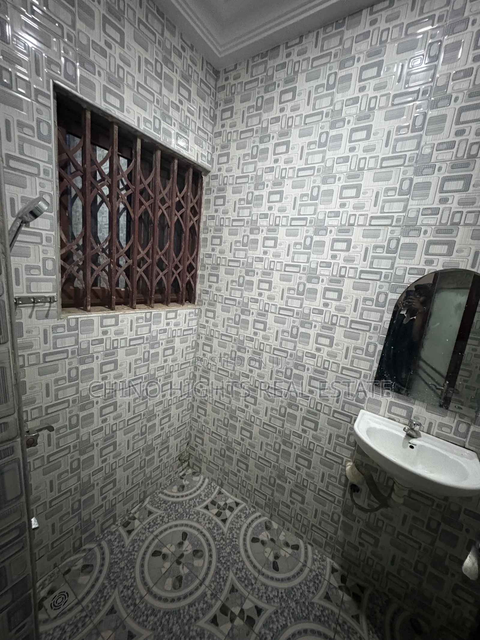 1bdrm Apartment in Us, Tema Metropolitan for rent