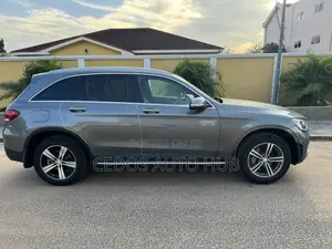 Mercedes-Benz GLC-Class 2021 Gray