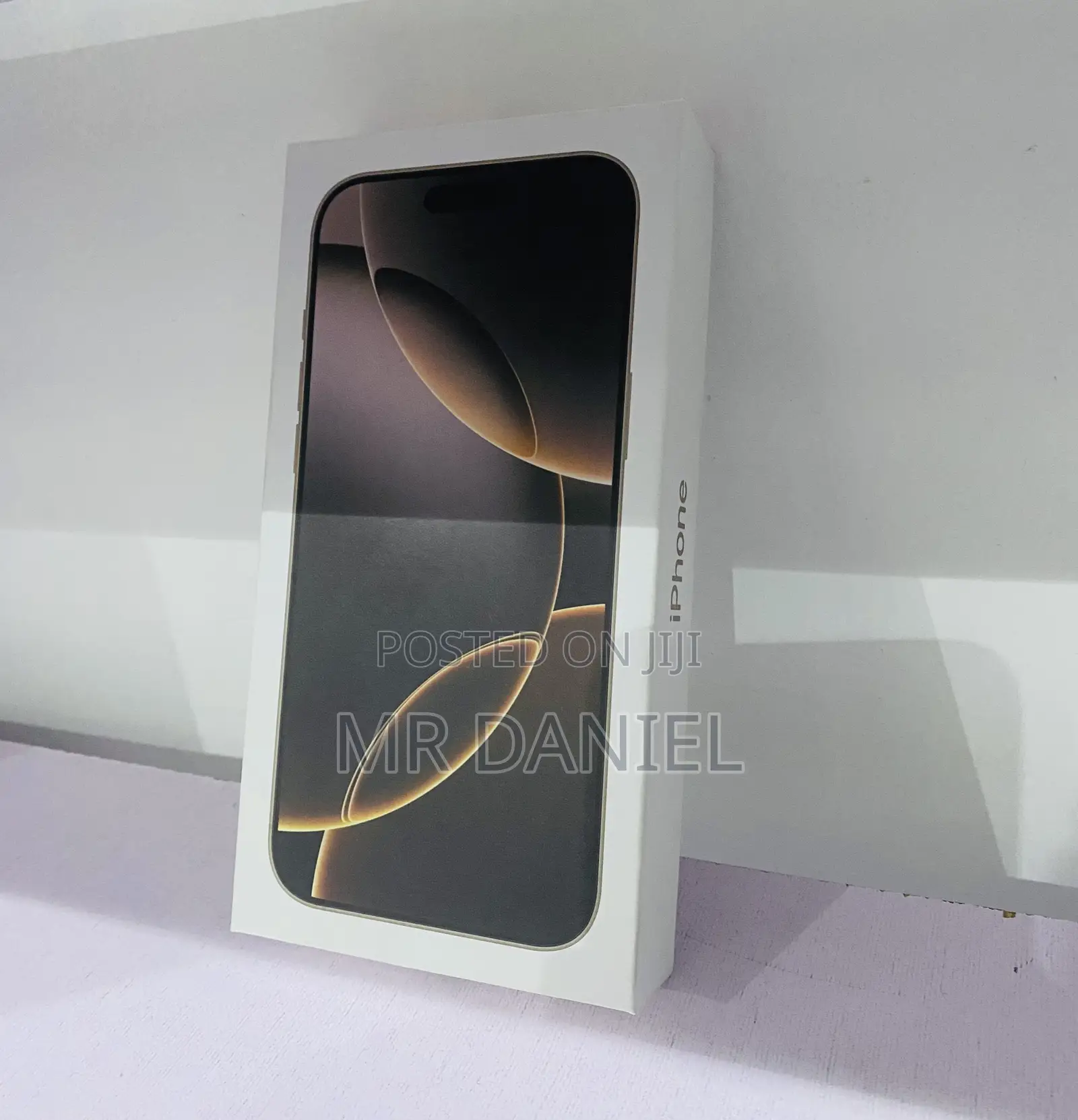 New Apple iPhone 16 Pro Max 1 TB Gold