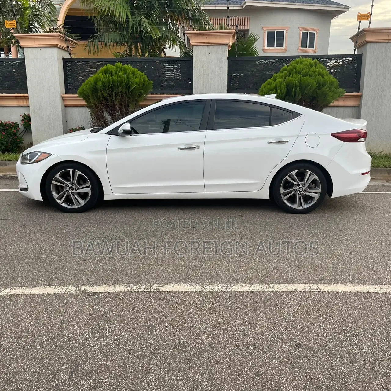 Hyundai Elantra Limited 2018 White