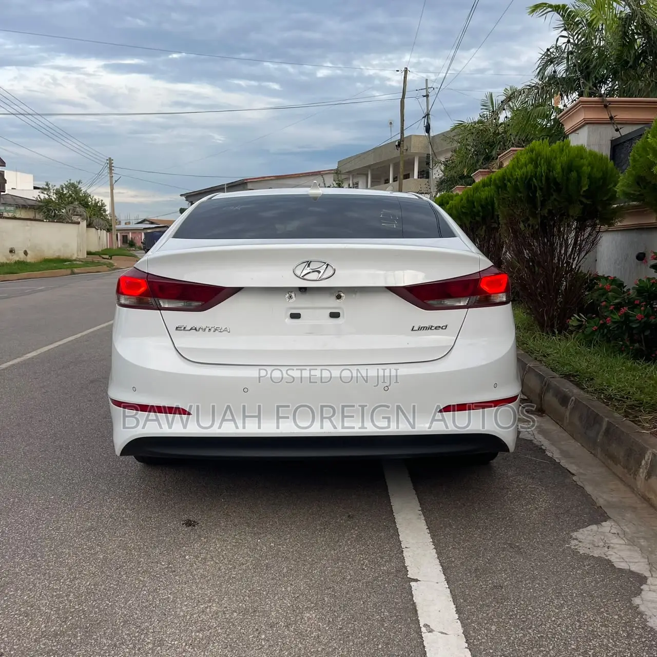 Hyundai Elantra Limited 2018 White