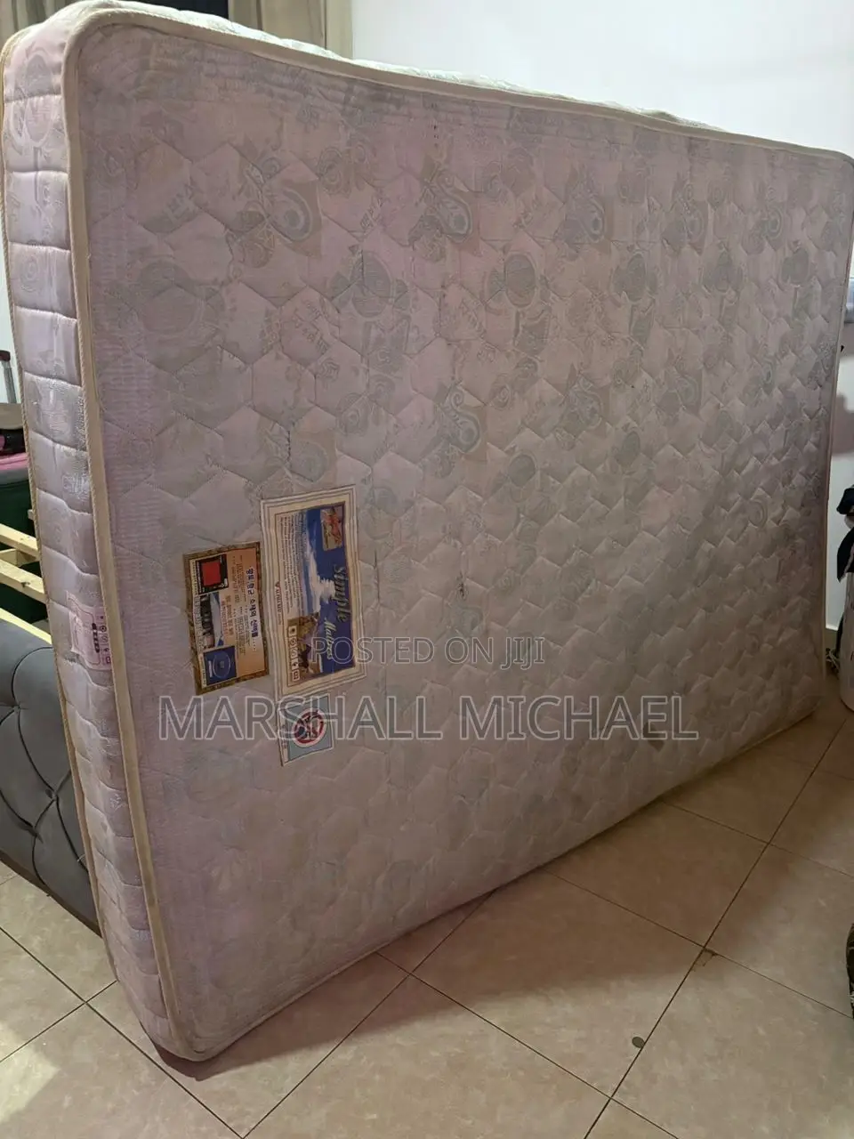 Furnitures