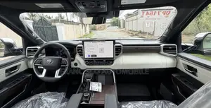 New Toyota Tundra Capstone CrewMax 4WD SB w/5.5' Bed (Hybrid) 2025 Gray