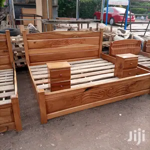 Kind Size Bed