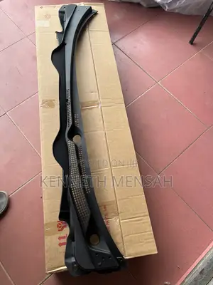 Honda Civic 2016 2017 2018 2019 2020 2021 Wiper Panel With Ends
