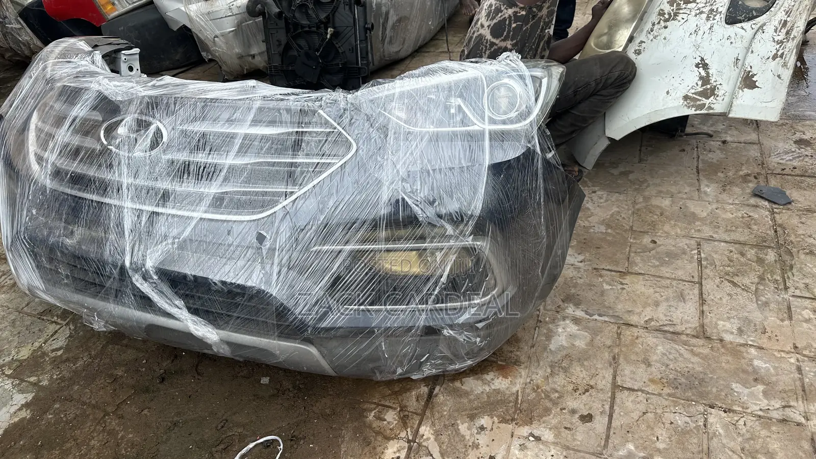 Hyndai Santafe 2017 Front Complete Available as Dseen