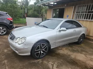 Mercedes-Benz CLK 2008 Silver