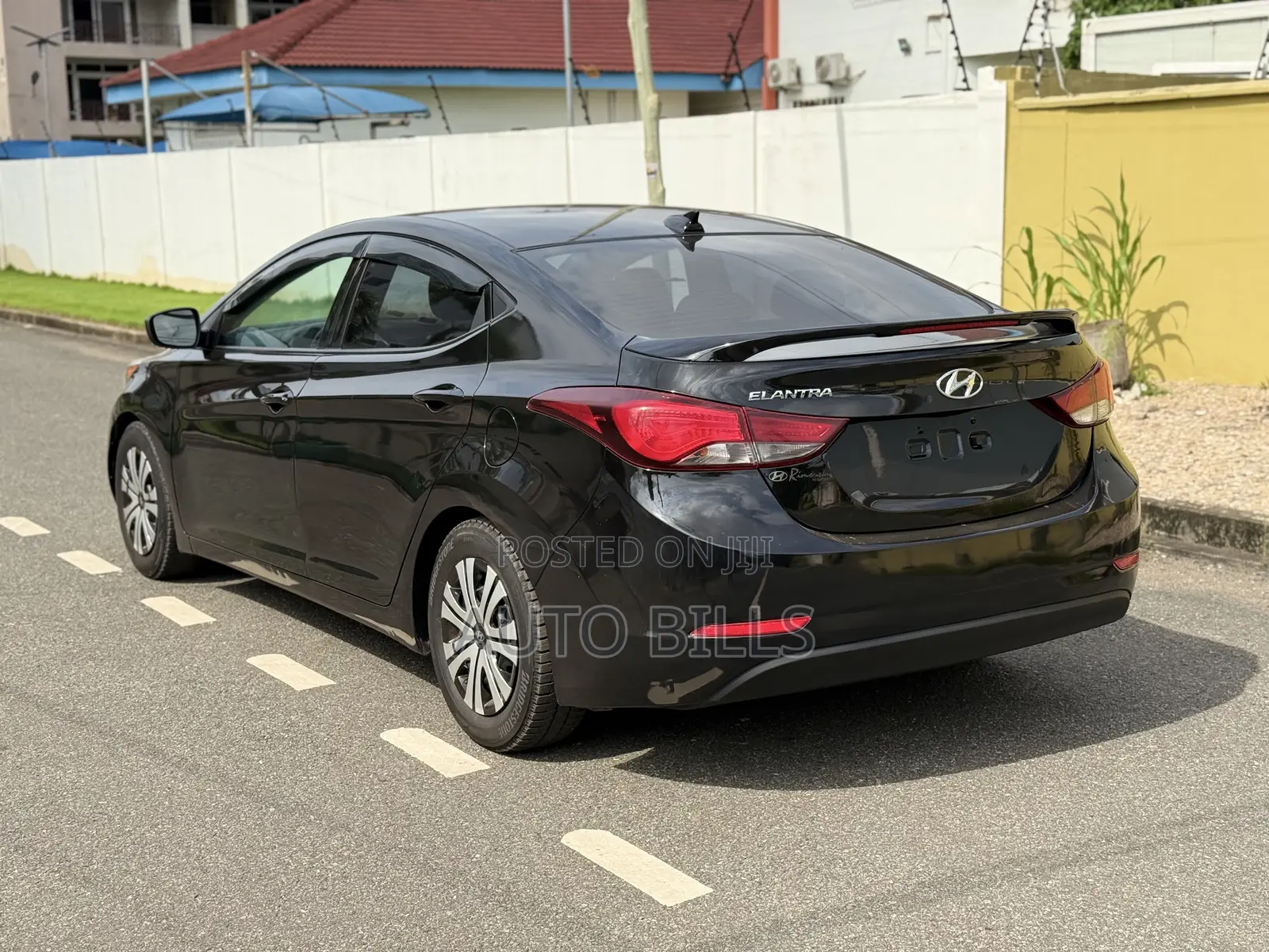 Hyundai Elantra SE Sedan FWD (1.8L 4cyl 6M) 2016 Black