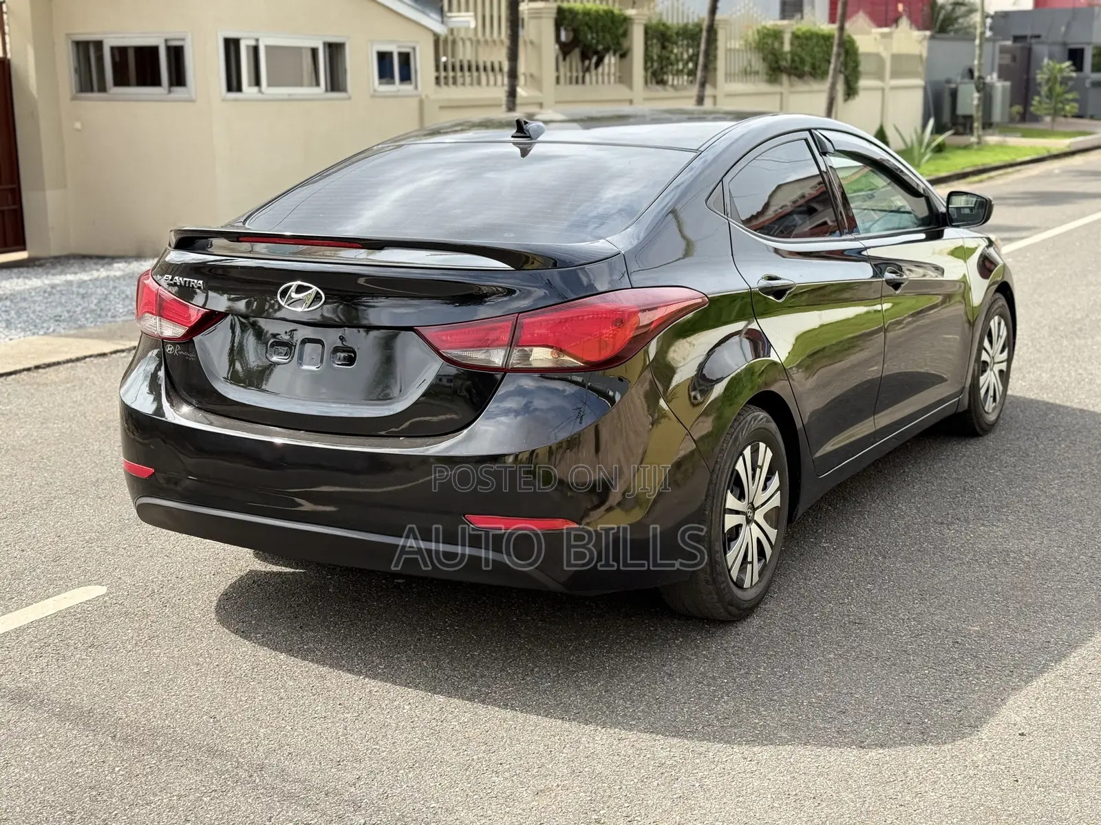 Hyundai Elantra SE Sedan FWD (1.8L 4cyl 6M) 2016 Black