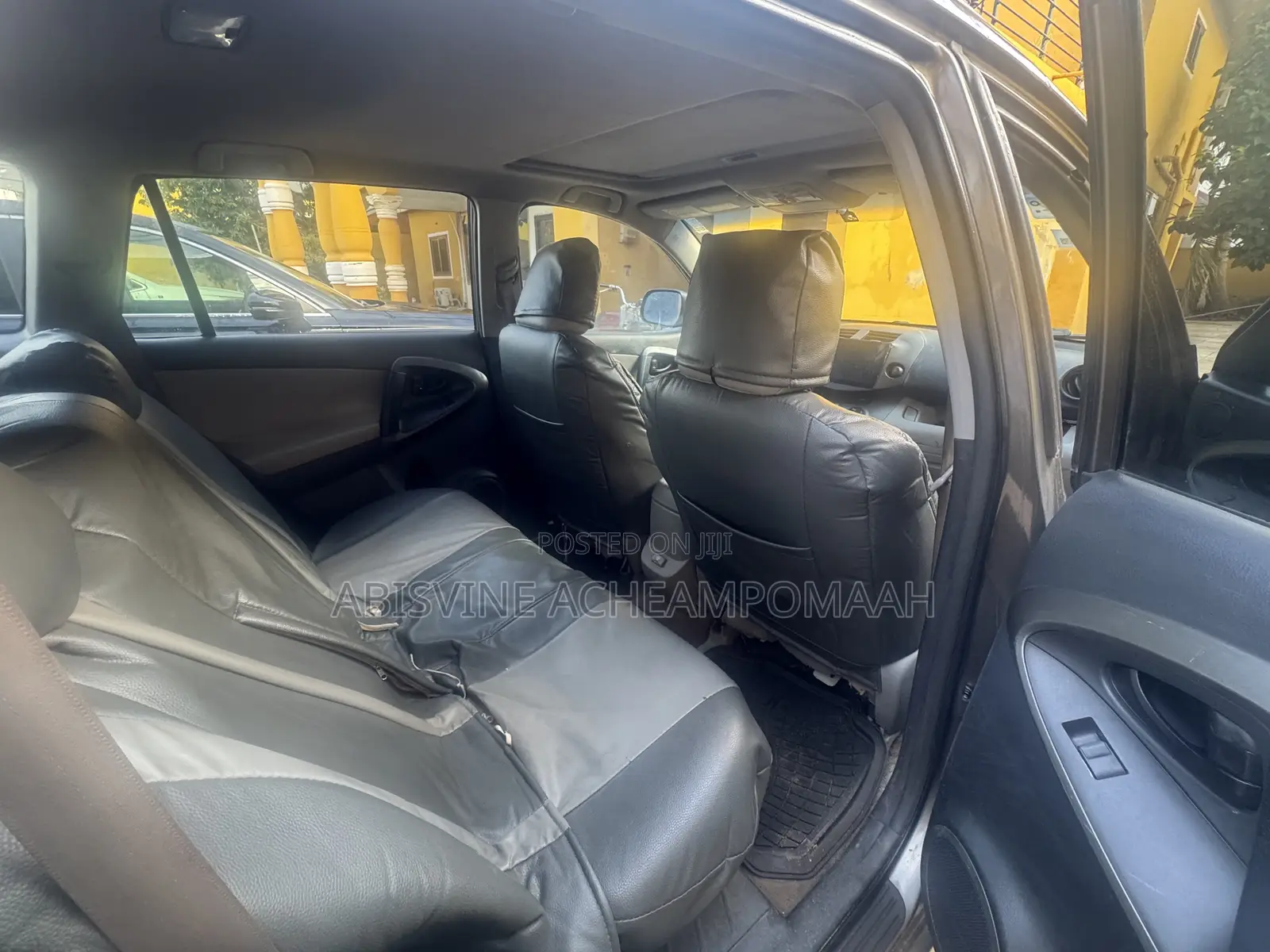 Toyota RAV4 2010 Gray