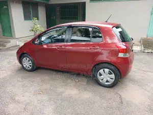 Toyota Vitz 2010