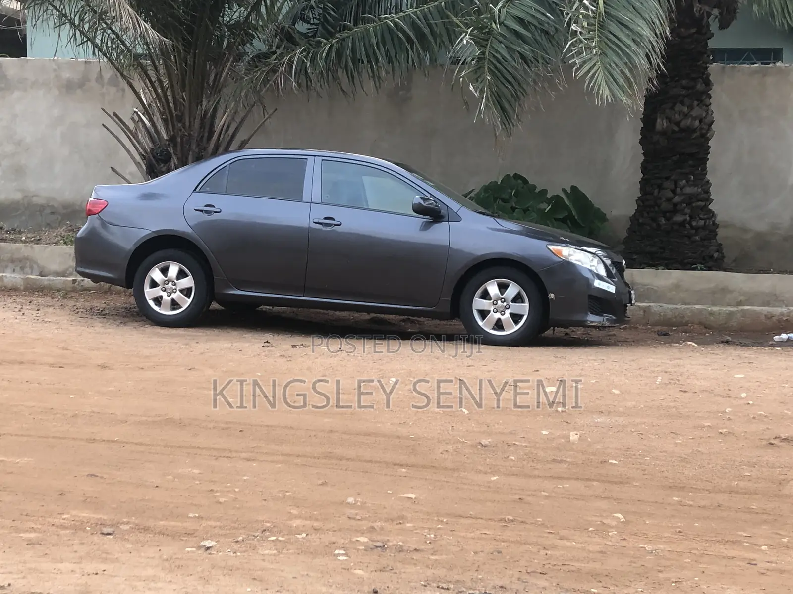 Toyota Corolla LE 4dr Sedan (1.8L 4cyl 4A) 2010 Gray