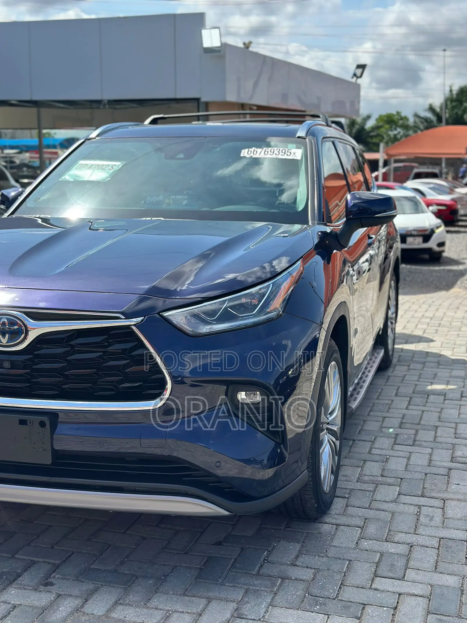 Toyota Highlander Platinum 2022 Blue