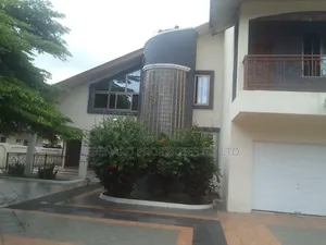 5bdrm House in Ebenard Properties, Lashibi for rent