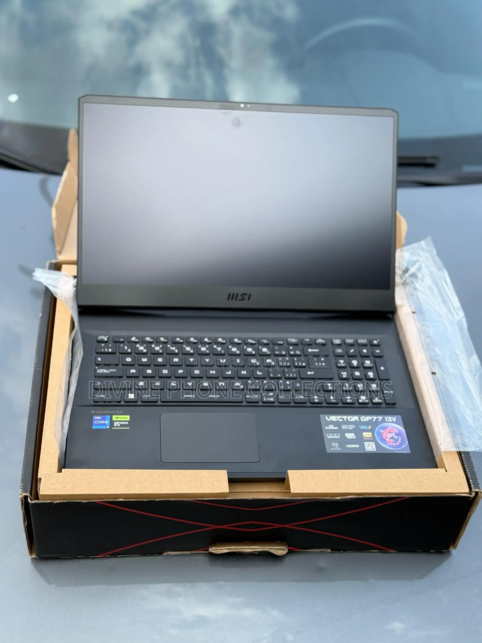 New Laptop MSI Vector GP68 HX 13V 32GB Intel Core i9 SSD 1T