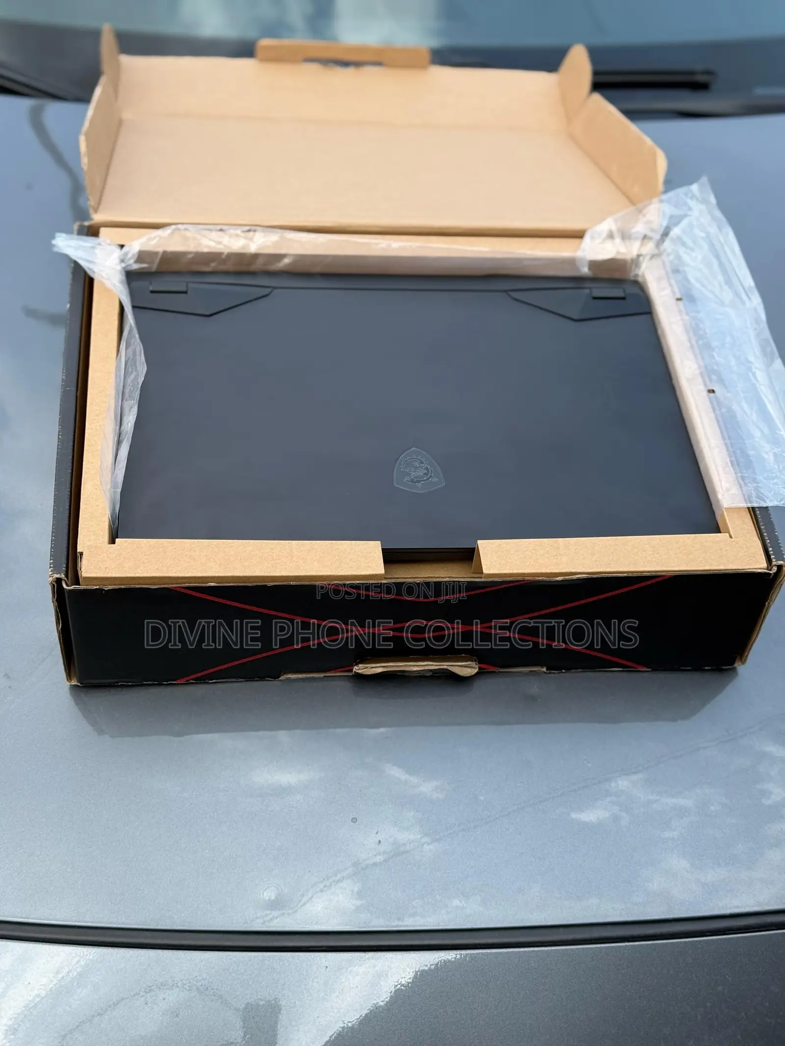 New Laptop MSI Vector GP68 HX 13V 32GB Intel Core i9 SSD 1T