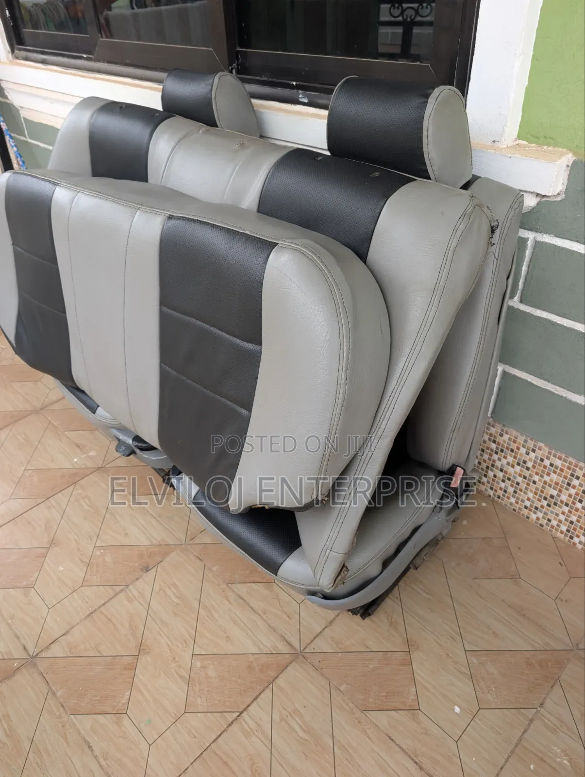 BMW E39 Seat