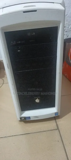 Desktop Computer Asus TUF Gaming FX10CP 32GB Intel Core i7 HDD 4T