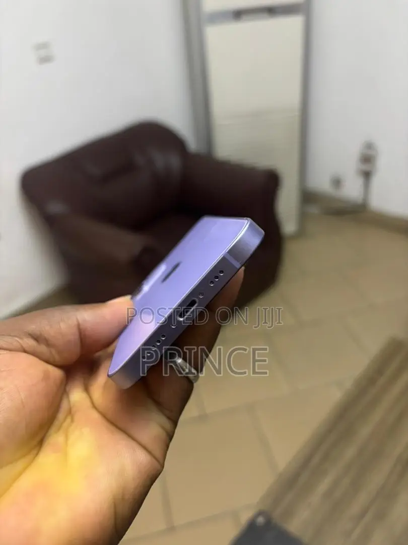 Apple iPhone 12 64 GB Purple