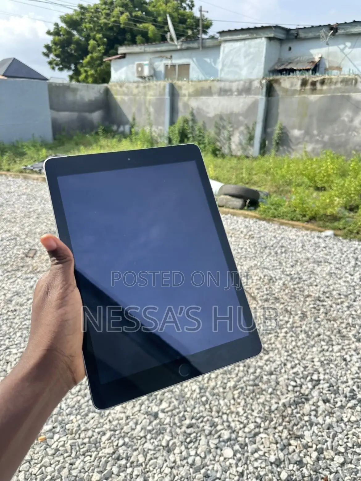 Apple iPad Air 32 GB Gray