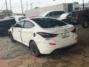 Hyundai Elantra 2013 White