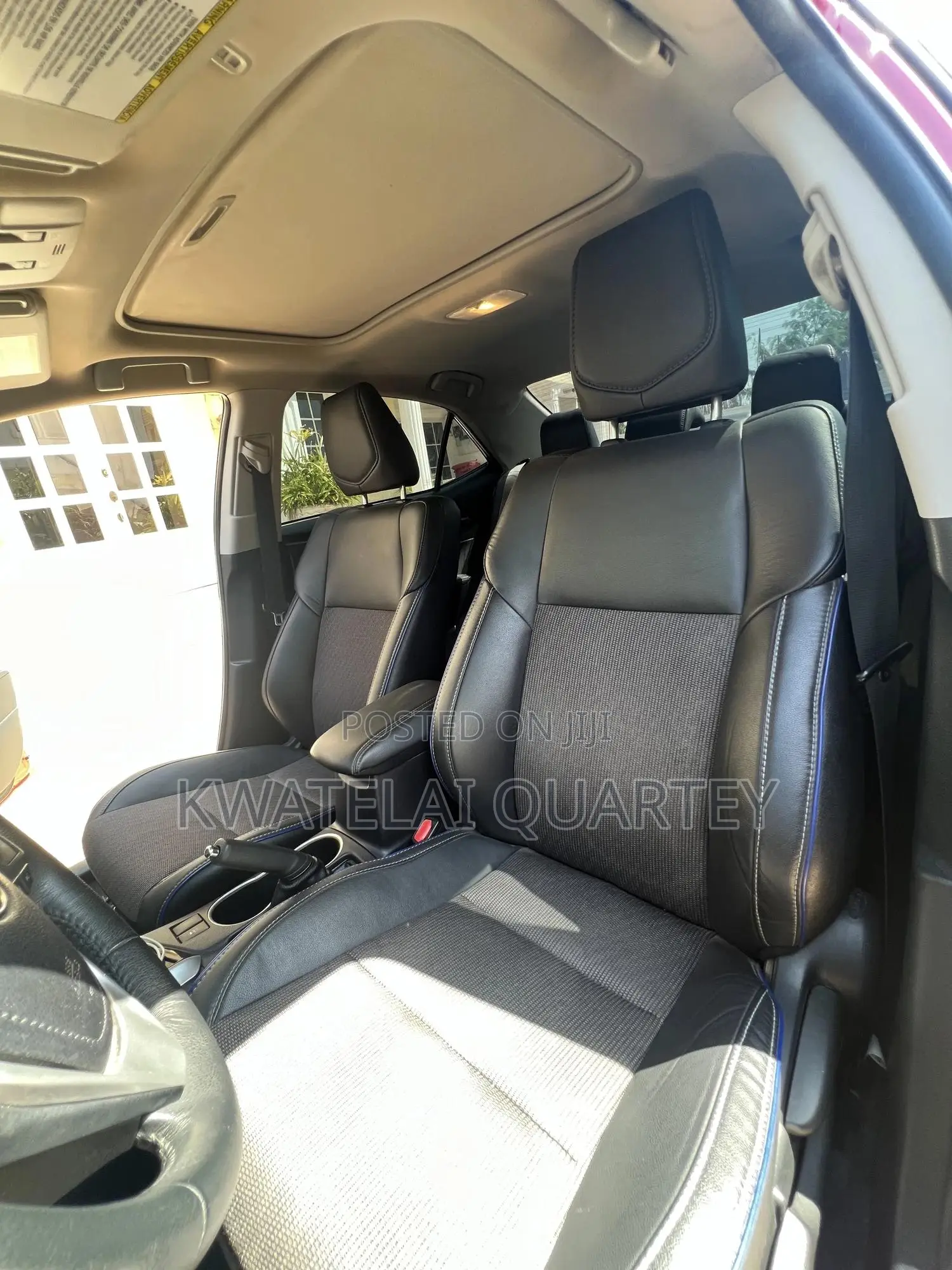 Toyota Corolla SE (1.8L 4cyl 2A) 2018 Red