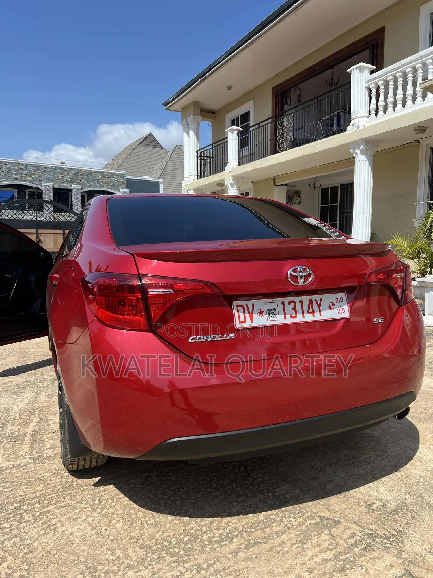 Toyota Corolla SE (1.8L 4cyl 2A) 2018 Red