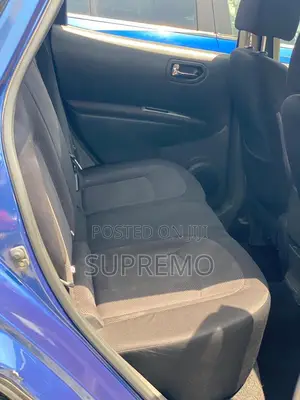 Nissan Rogue SV 2012 Blue