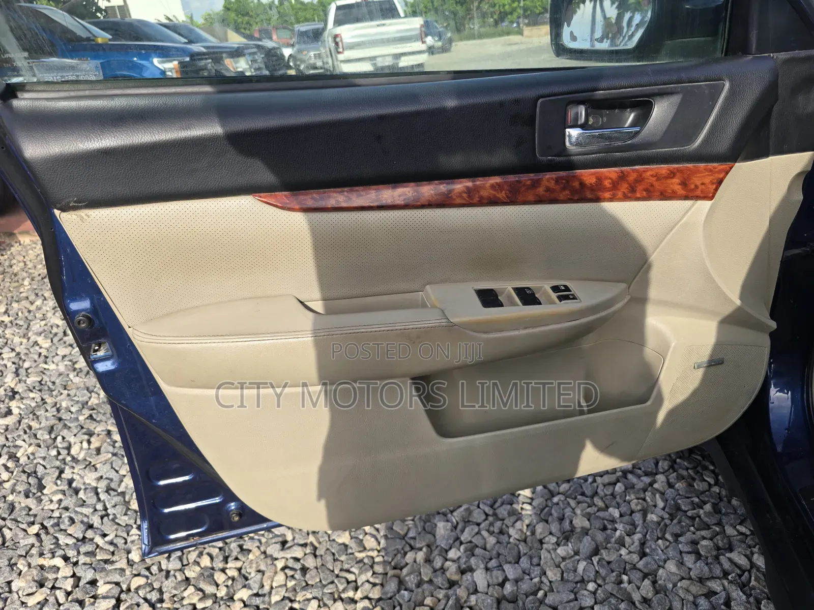 Subaru Outback 2011 Blue