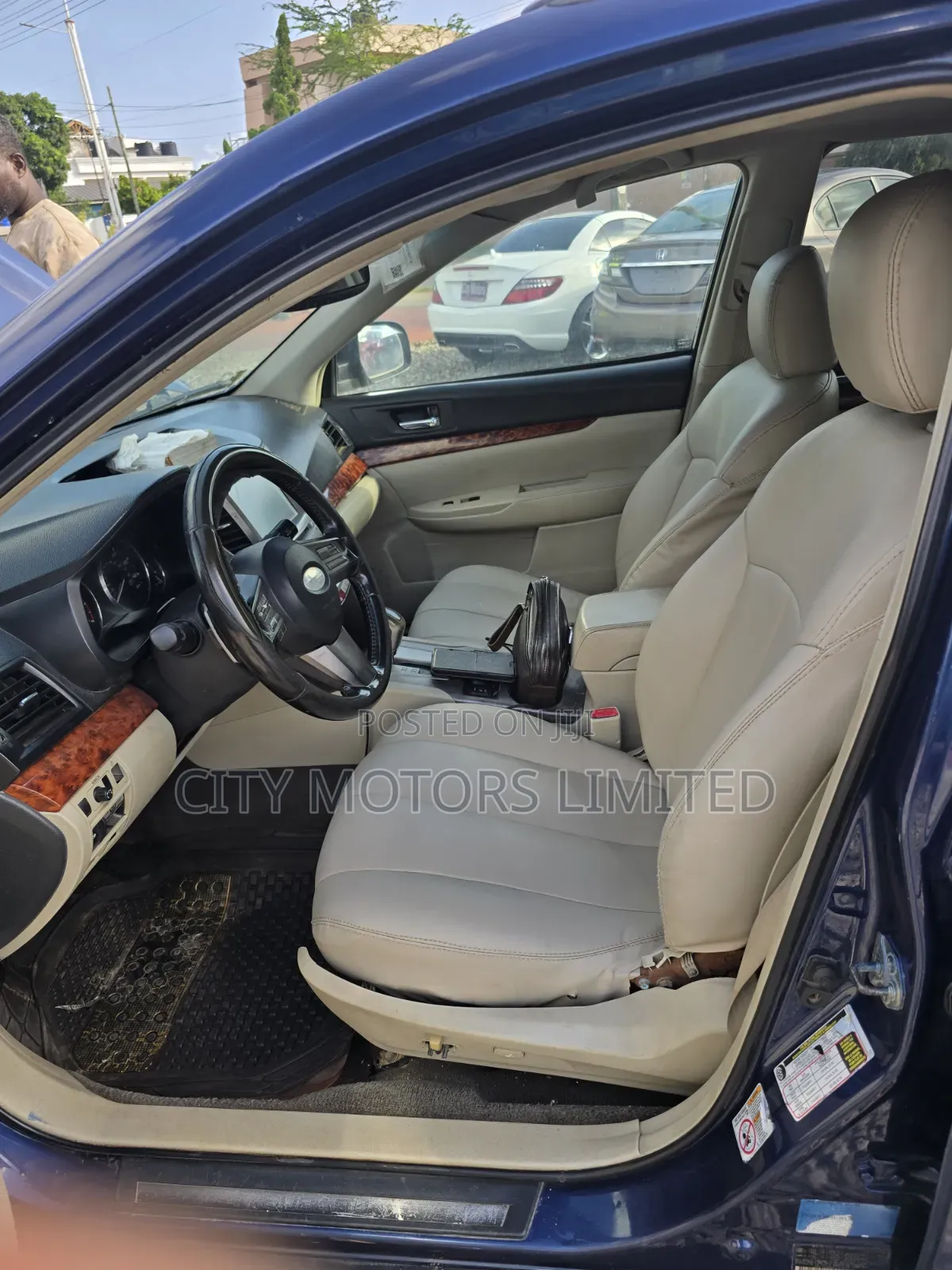 Subaru Outback 2011 Blue