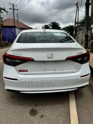 New Honda Civic Sport CVT 2024 White
