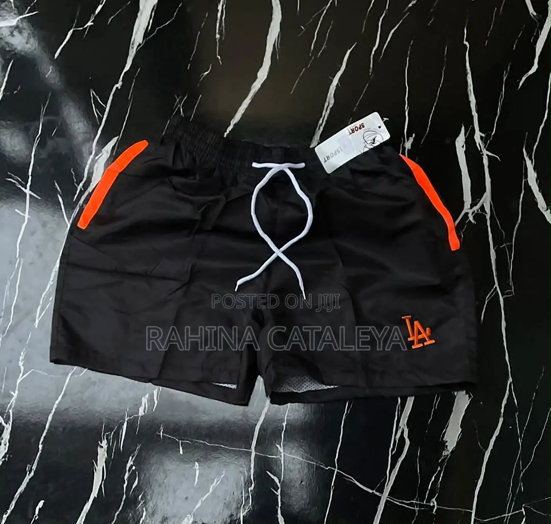 Men Shorts 678022