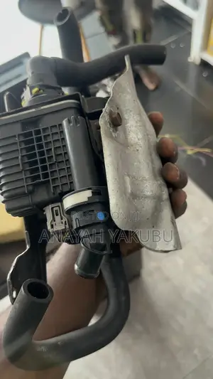 2018-22 Honda CRV Canister Valve