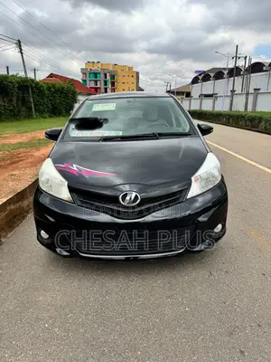 Toyota Vitz 2011 Black